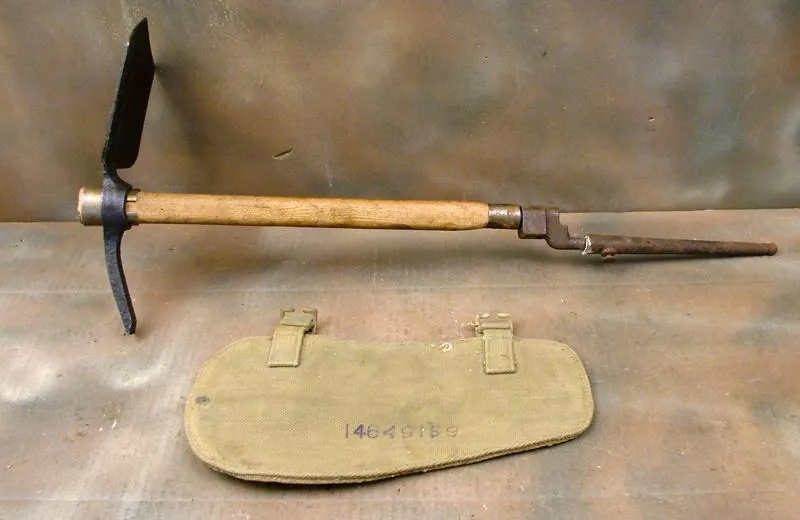 British WWII Dated Entrenching Tool Set: Late Model with #4 Spike Bayonet