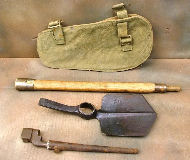 British WWII Dated Entrenching Tool Set: Late Model with #4 Spike Bayonet