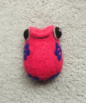 Felted Frog Toy Fuchsia